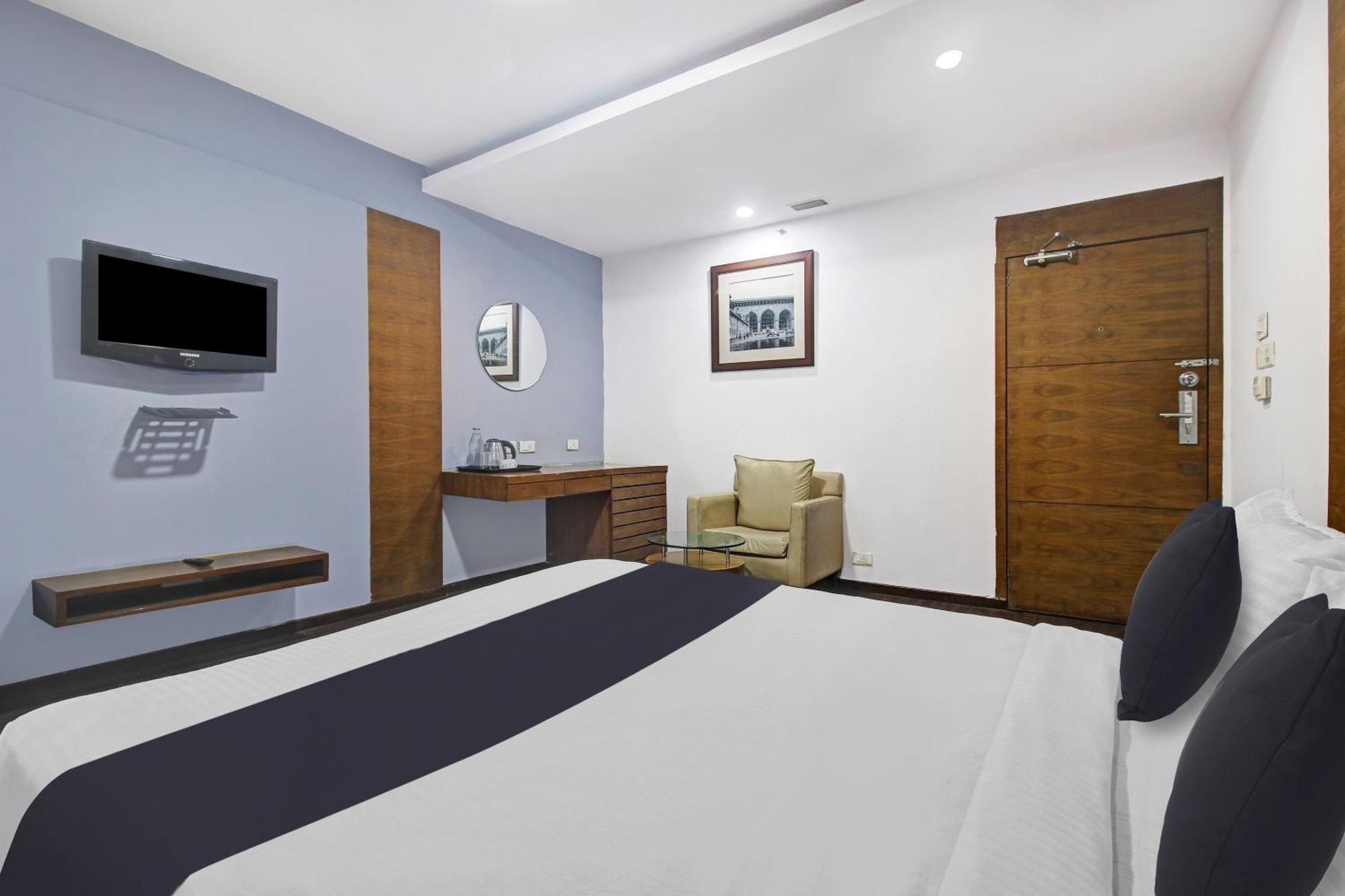 Townhouse Oak The Margi Hotel Near Yosufguda Metro Station Hyderabad Eksteriør bilde