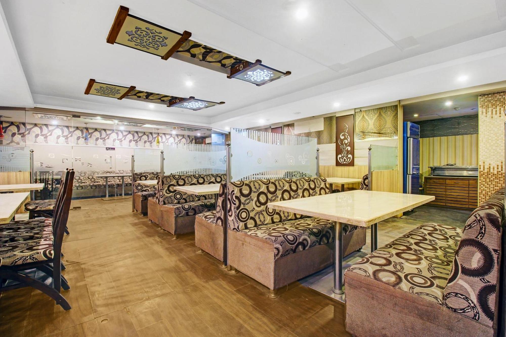 Townhouse Oak The Margi Hotel Near Yosufguda Metro Station Hyderabad Eksteriør bilde